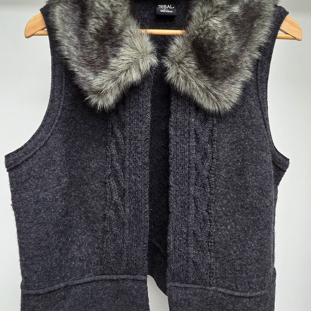 Tribal Women's Charcoal Cardigan with Faux Fur Collar